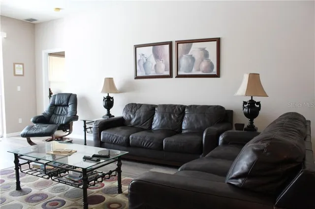 $6,800 | 4668 56th Terrace East, Bradenton, FL 34203