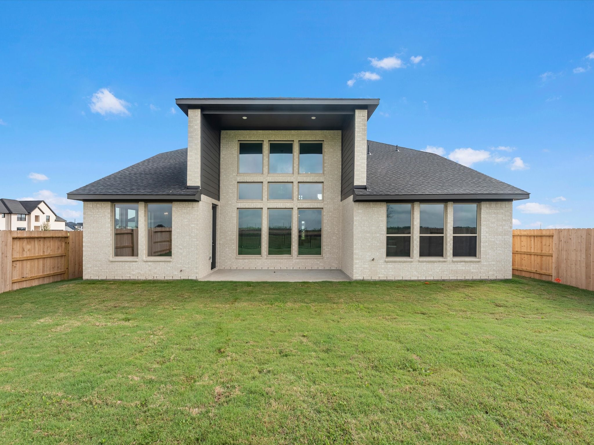710 Walnut Br Drive Rosenberg, TX 77471 - Photo 20 of 25 a view of a house with yard and porch