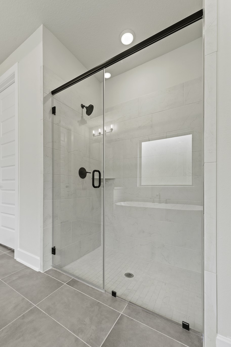 710 Walnut Br Drive Rosenberg, TX 77471 - Photo 10 of 24 a bathroom with a shower