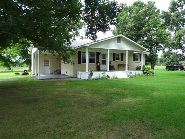 3743 Fall River Road Pulaski, TN 38478 - Photo 2 of 20