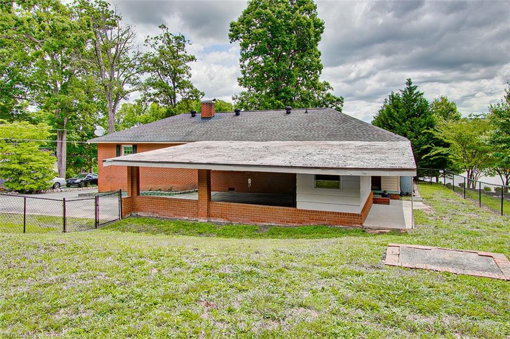 183 Dublin Road Asheboro, NC 27203 - Photo 23 of 29 Backyard
