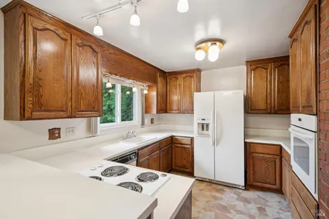 $1,100,000 | 6 Madrona Street, San Rafael, CA 94901