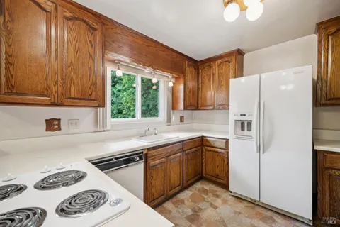 $1,100,000 | 6 Madrona Street, San Rafael, CA 94901