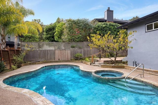 $1,100,000 | 6 Madrona Street, San Rafael, CA 94901