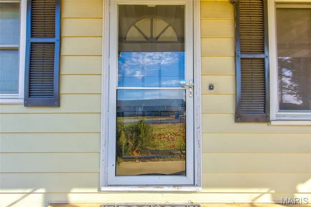 $250,000 | 527 Strohbeck Lane, Bethalto, IL 62010