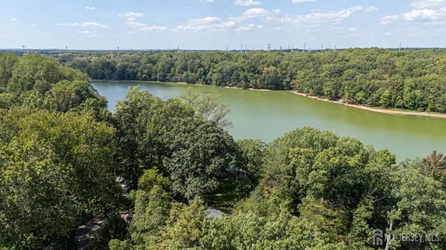 $565,000 | 3 Garden Terrace, East Brunswick, NJ 08850