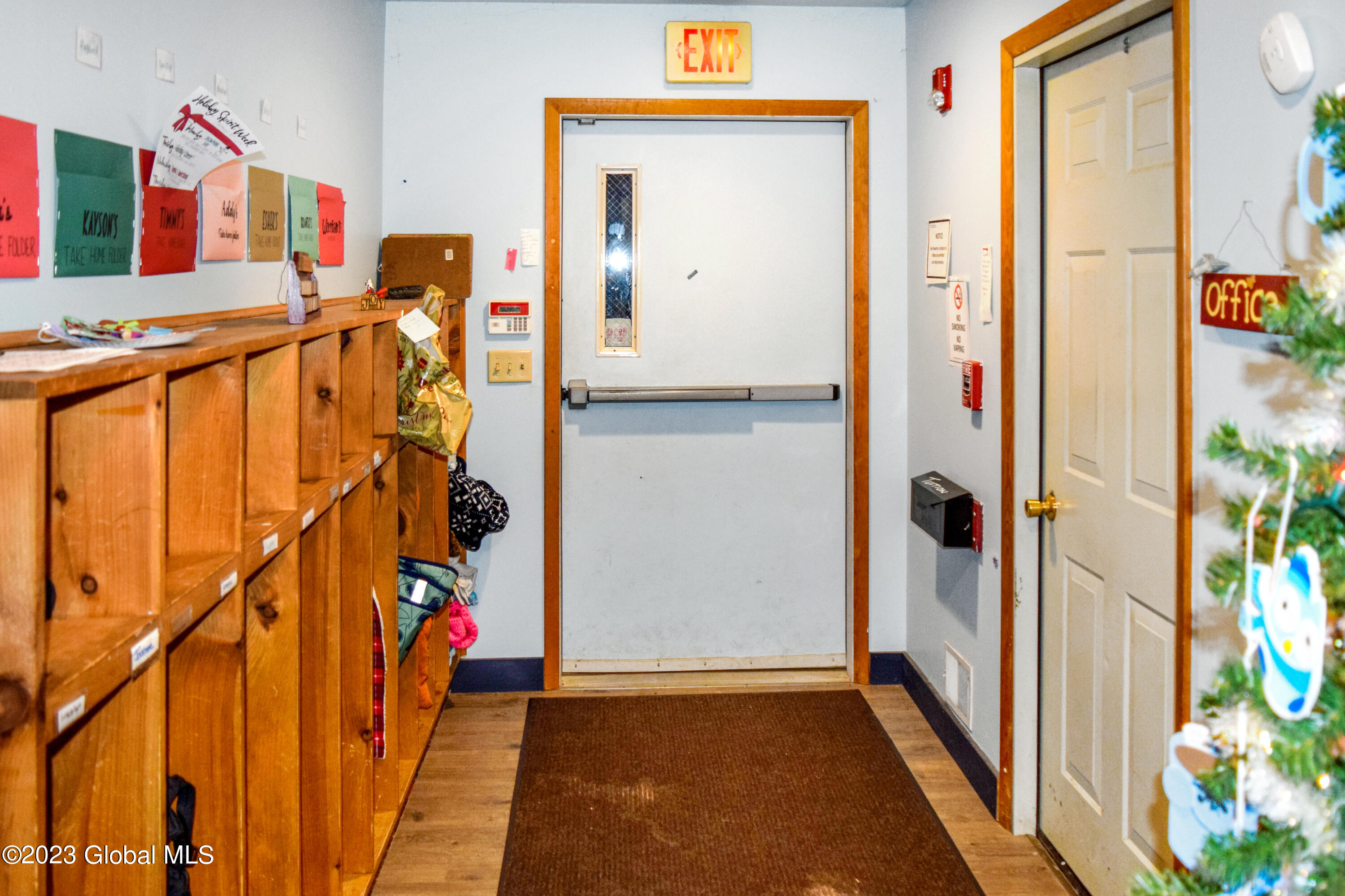 396 Reynolds Road Moreau, NY 12828 - Photo 5 of 22 4