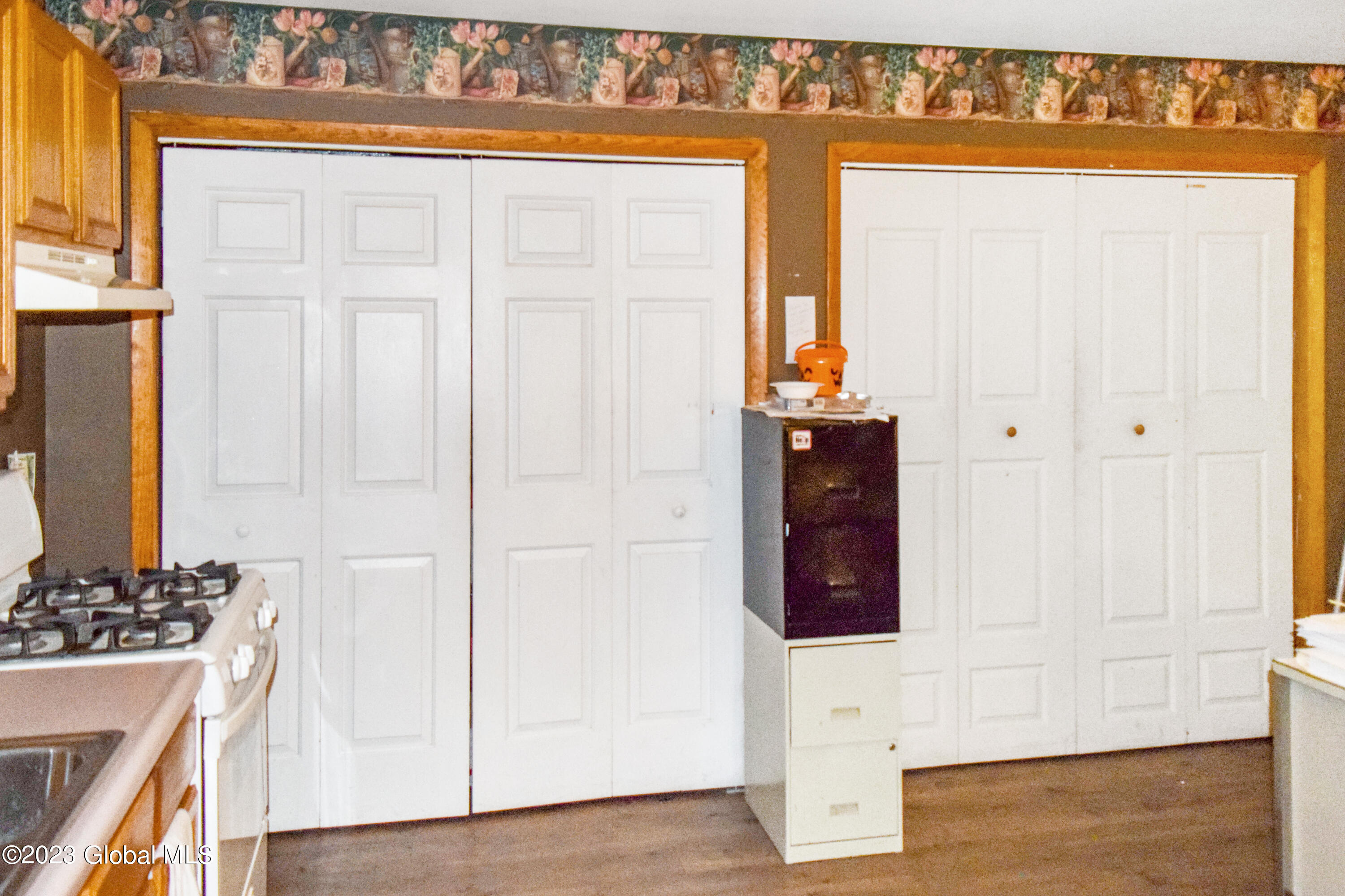 396 Reynolds Road Moreau, NY 12828 - Photo 7 of 22 6