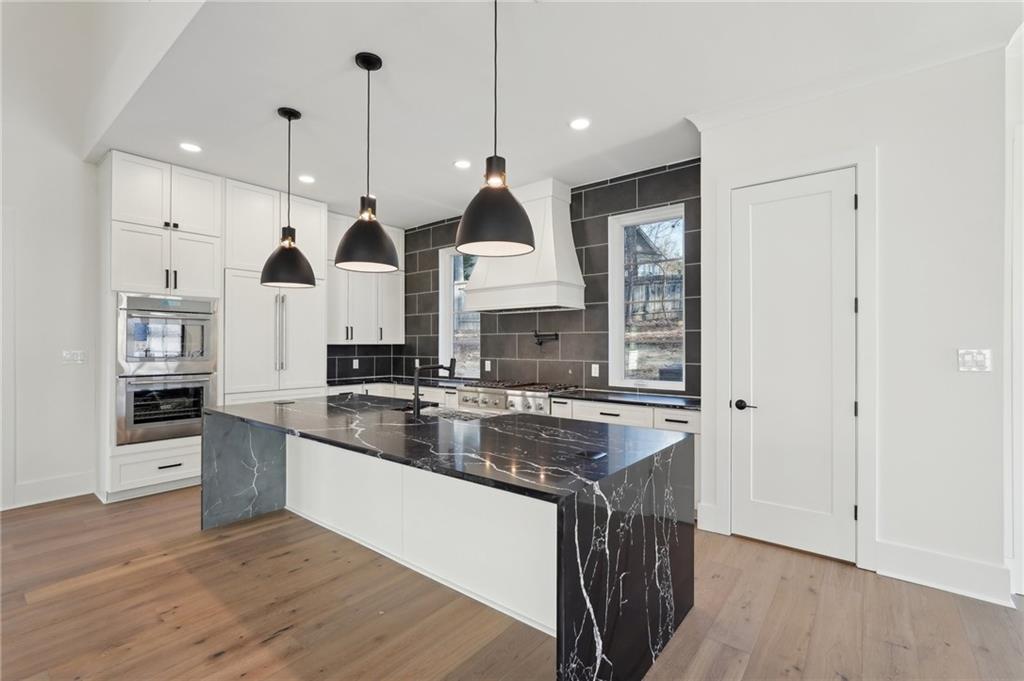 10365 Waters Road Alpharetta, GA 30022 - Photo 11 of 91