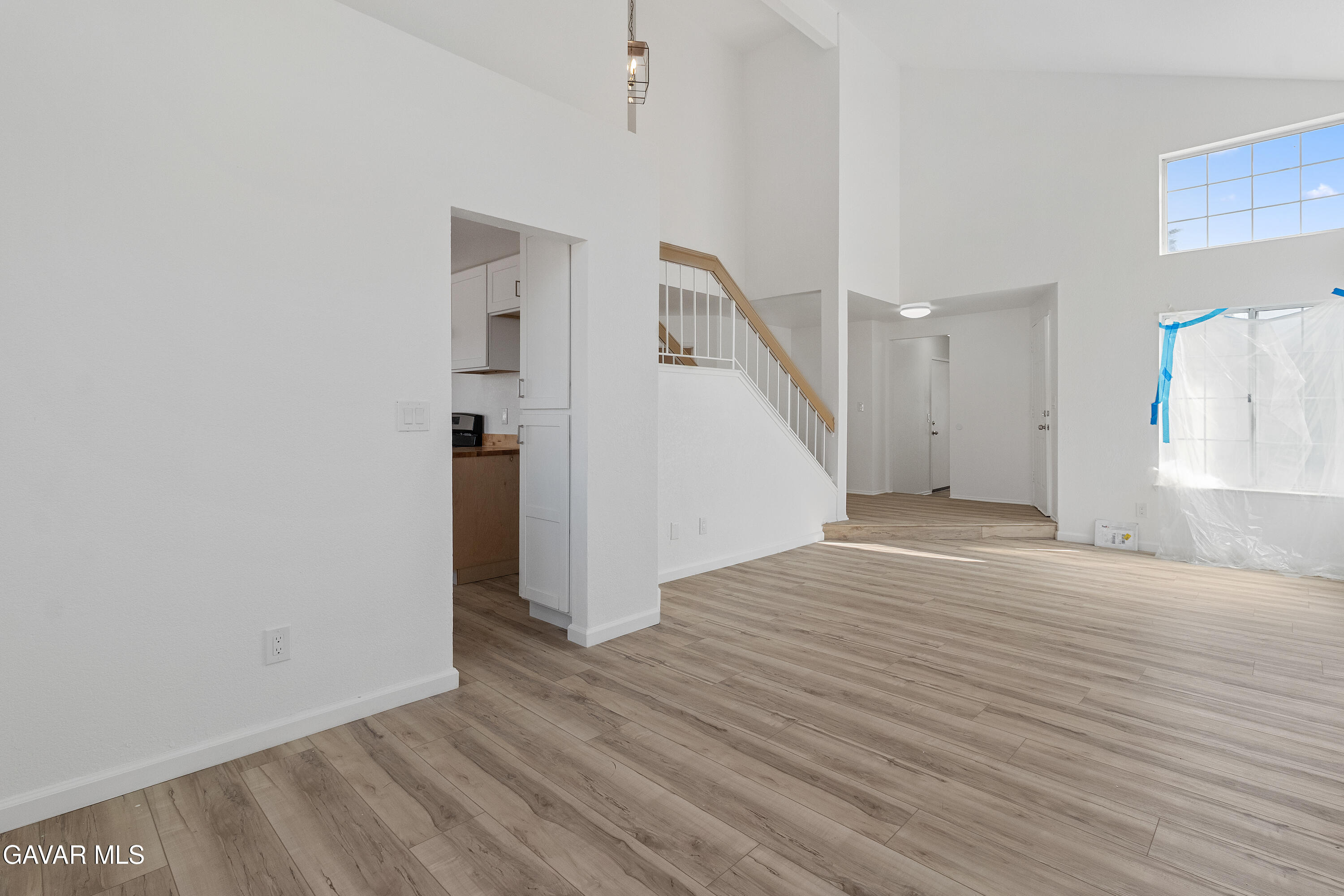 45221 Calico Street Lancaster, CA 93535 - Photo 14 of 38 Living room-2