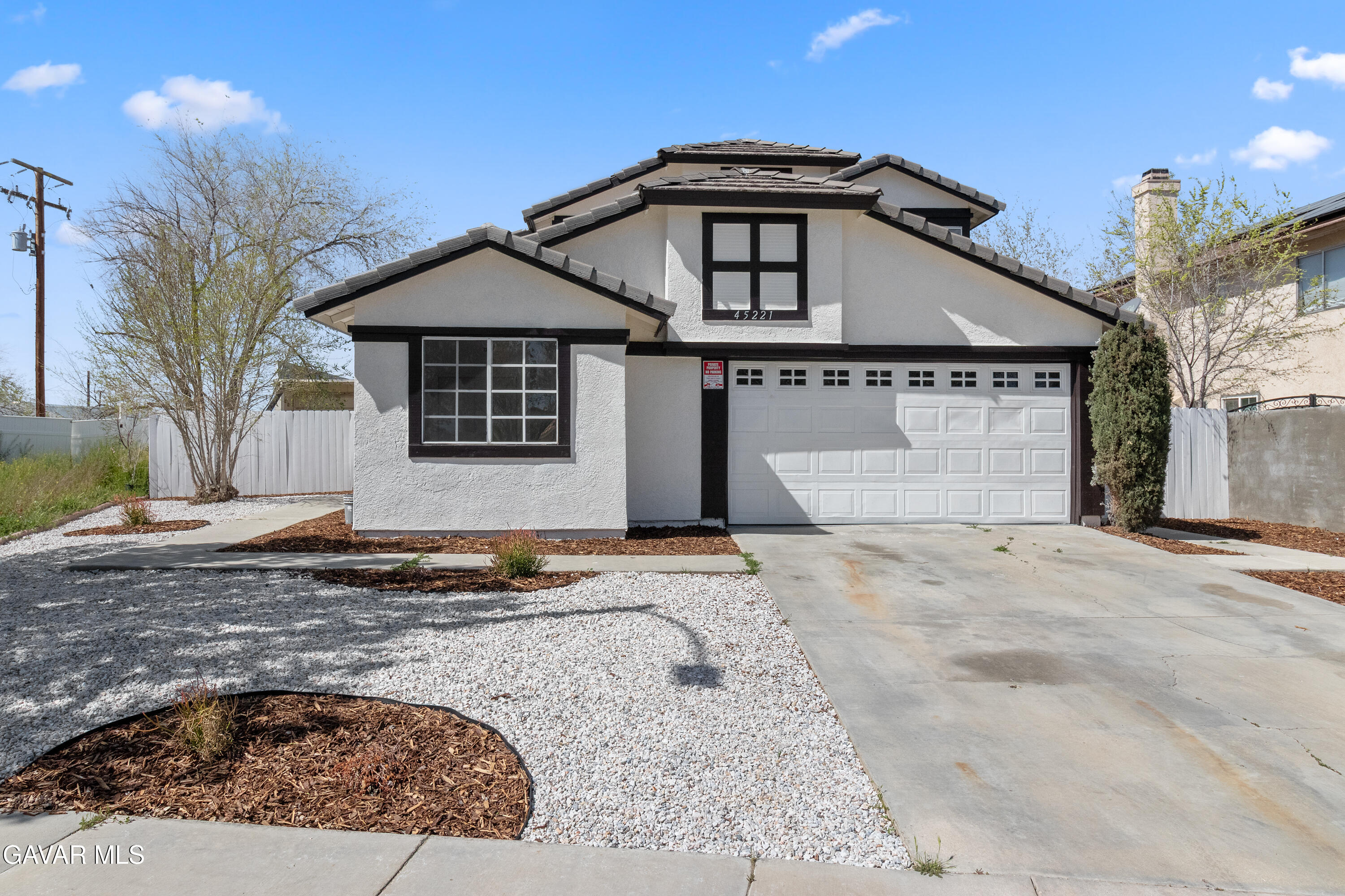 45221 Calico Street Lancaster, CA 93535 - Photo 2 of 38 Front of house-3