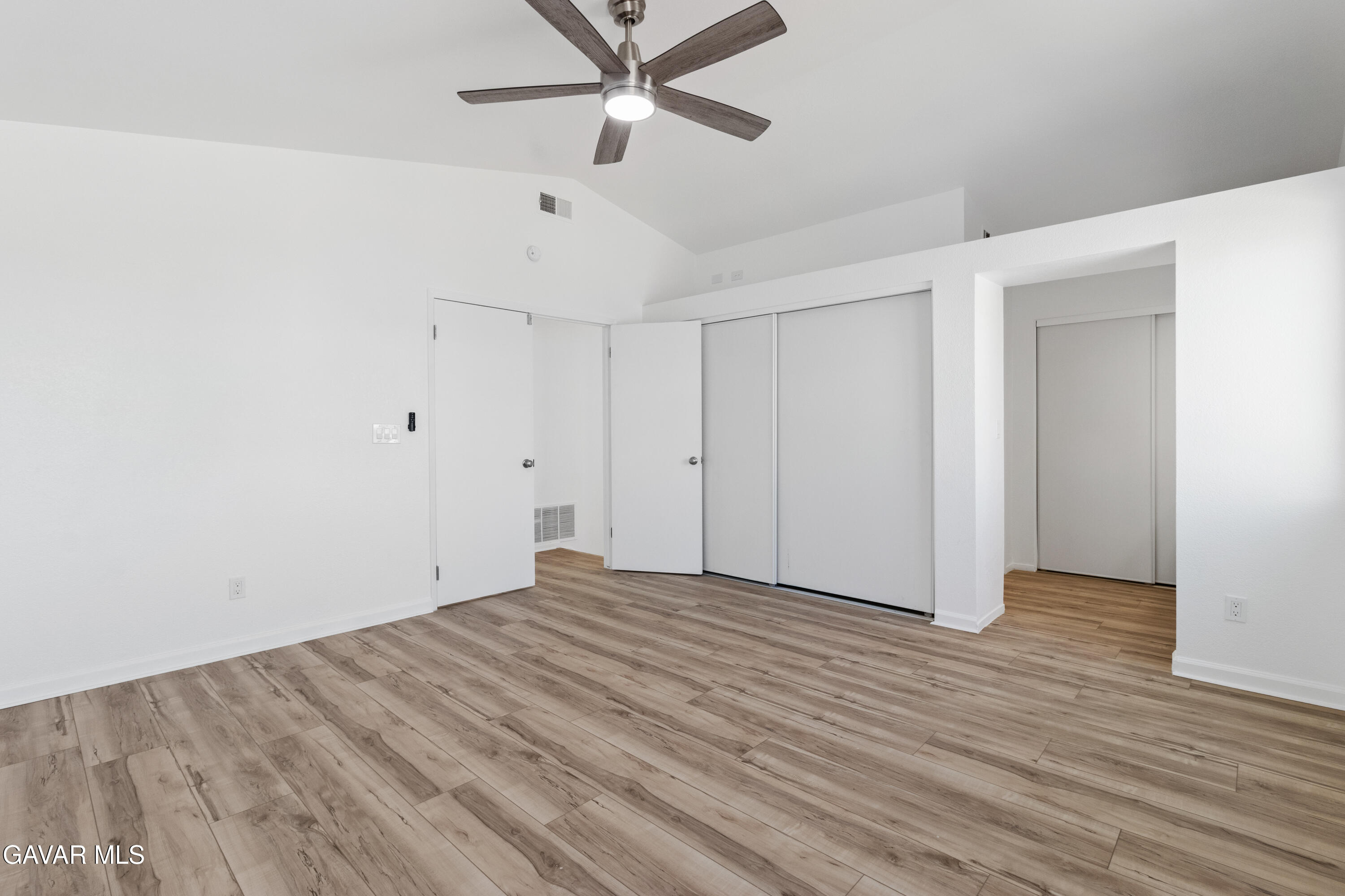 45221 Calico Street Lancaster, CA 93535 - Photo 30 of 38 Bedroom primary-3