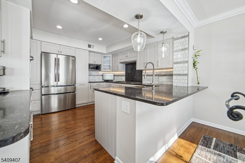 47 Gatehouse Road Bedminster, NJ 07921 - Photo 19 of 45