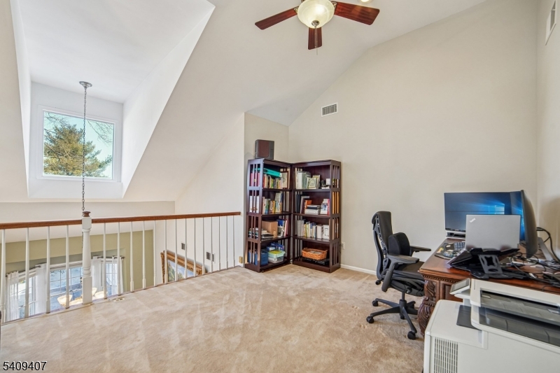 47 Gatehouse Road Bedminster, NJ 07921 - Photo 24 of 45