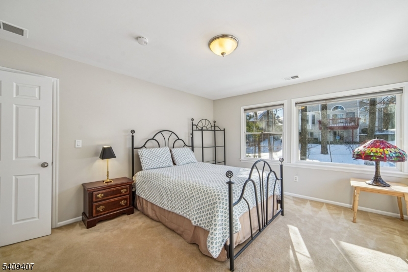 47 Gatehouse Road Bedminster, NJ 07921 - Photo 26 of 45