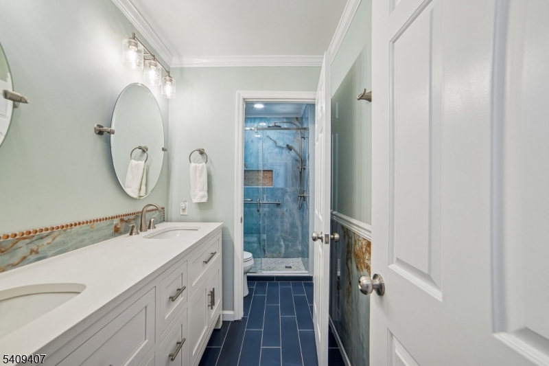 47 Gatehouse Road Bedminster, NJ 07921 - Photo 27 of 45