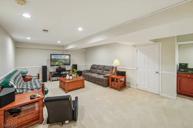 $1,195,000 | 47 Gatehouse Road, Bedminster, NJ 07921