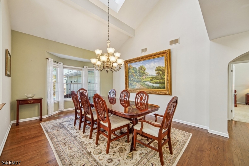 47 Gatehouse Road Bedminster, NJ 07921 - Photo 4 of 45