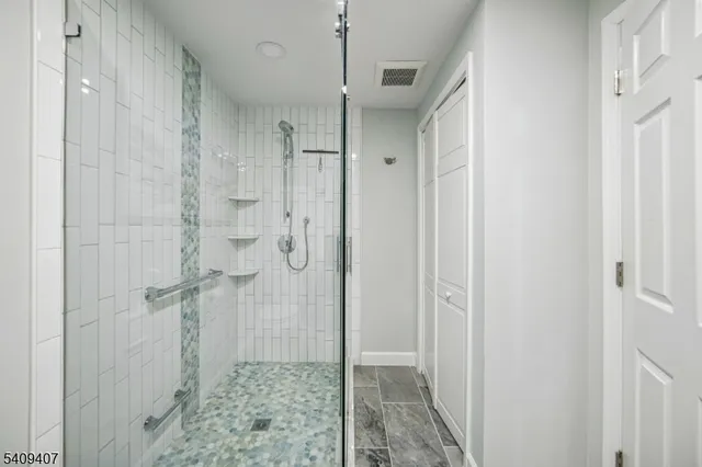 $1,195,000 | 47 Gatehouse Road, Bedminster, NJ 07921