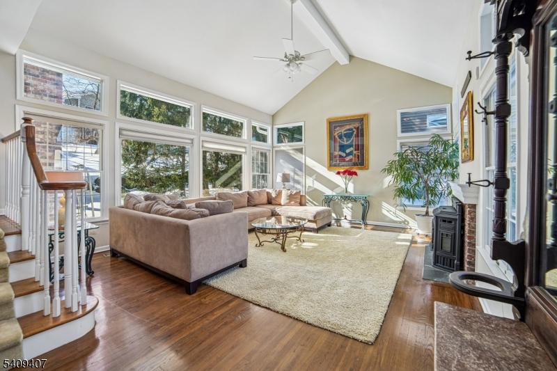 47 Gatehouse Road Bedminster, NJ 07921 - Photo 10 of 45