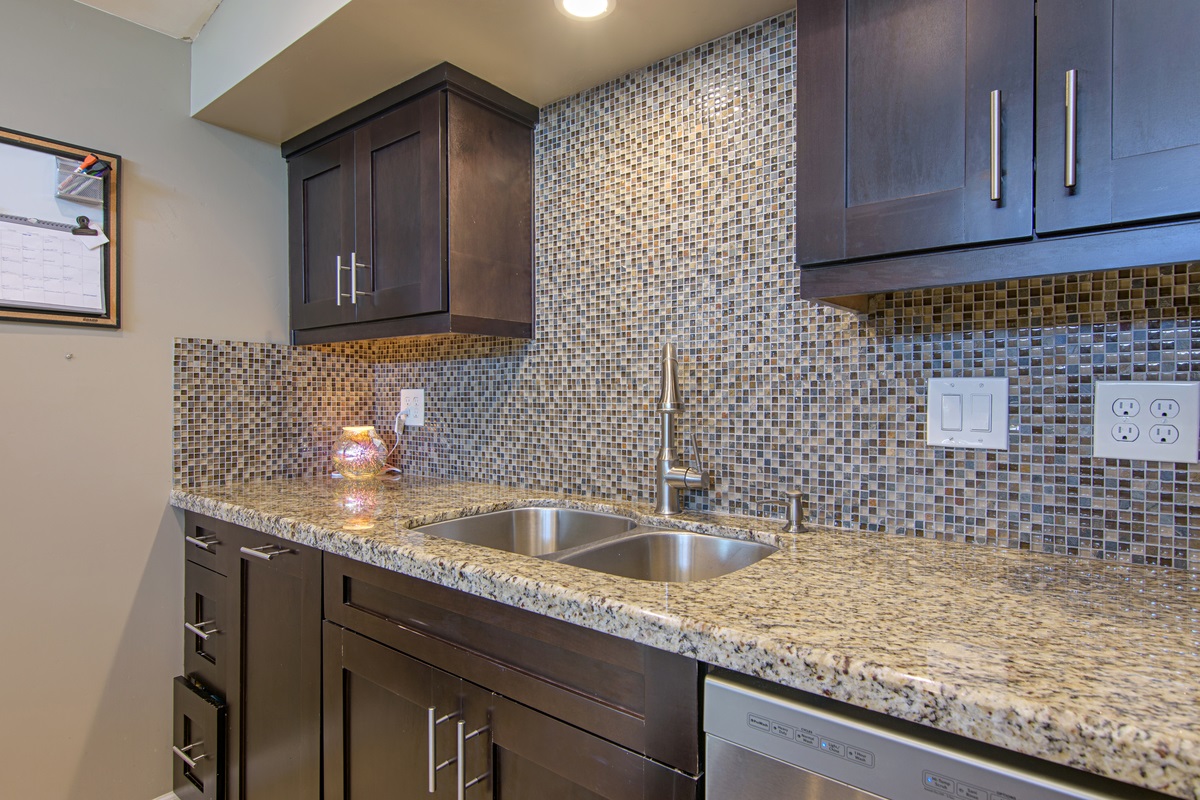 320 Santa Clara Drive Vista, CA 92083 - Photo 10 of 25