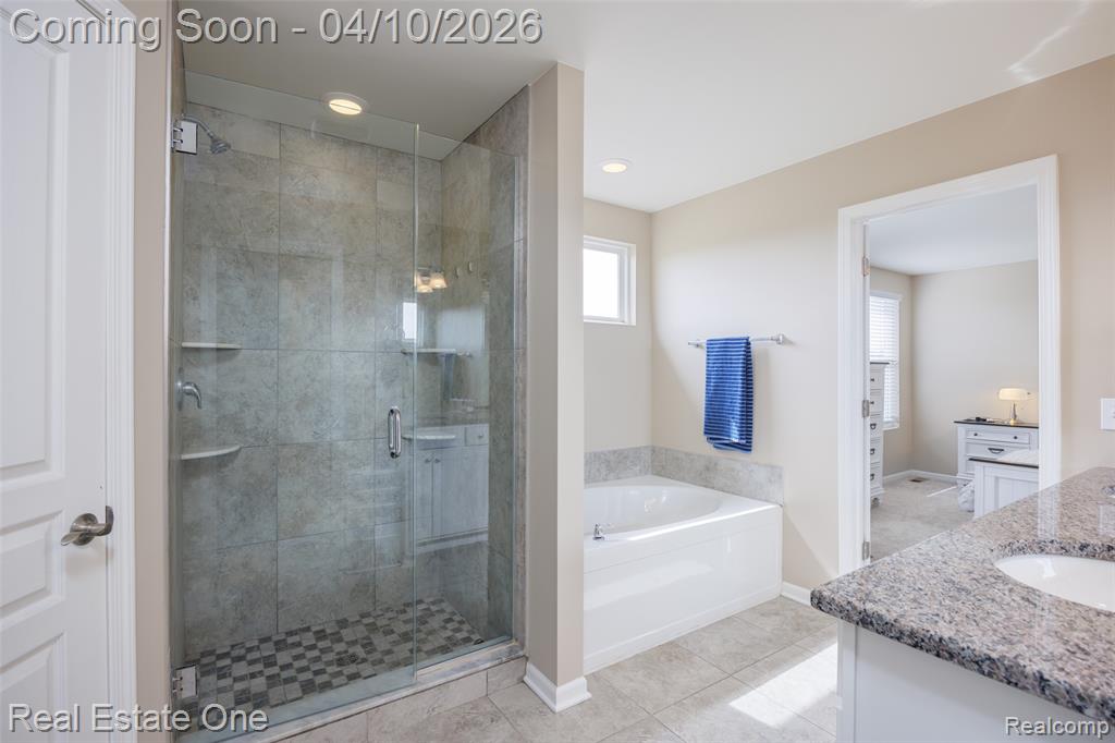 120 Crestview Drive Rochester, MI 48306 - Photo 34 of 69 Gallery Image 34