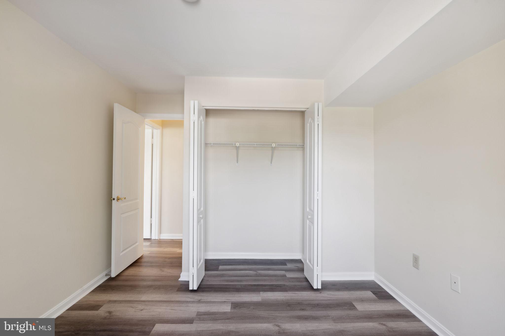 8381 Montgomery Run Road, Unit E Ellicott City, MD 21043 - Photo 26 of 31 2nd bedroom
