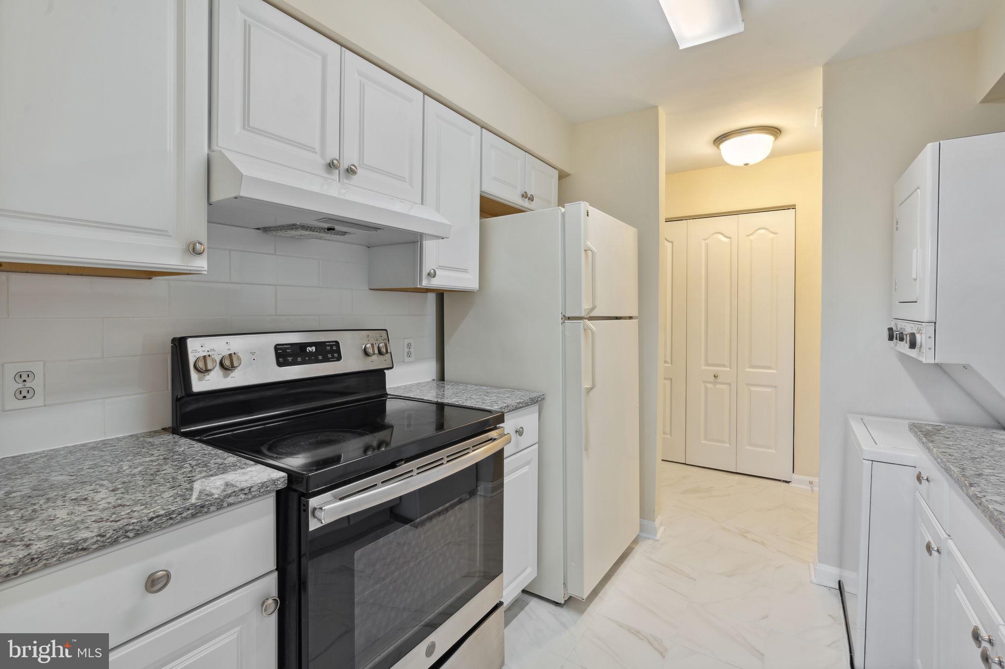 8381 Montgomery Run Road, Unit E Ellicott City, MD 21043 - Photo 10 of 31 New kitchen exhaust hood that vents outside
