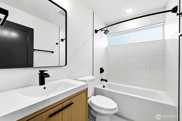 $960,000 | 8451 18th Avenue Southwest, Seattle, WA 98106