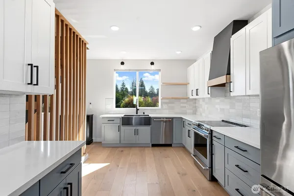 $960,000 | 8451 18th Avenue Southwest, Seattle, WA 98106