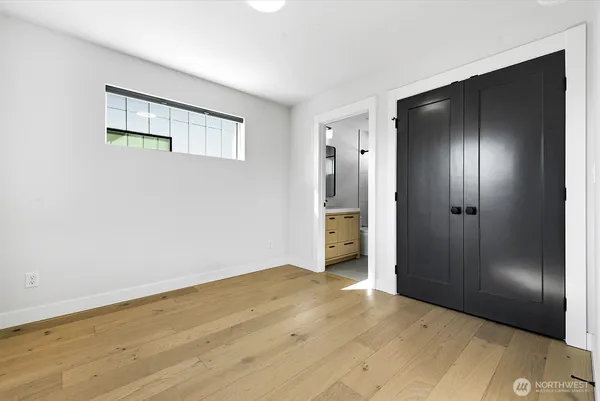 $960,000 | 8451 18th Avenue Southwest, Seattle, WA 98106