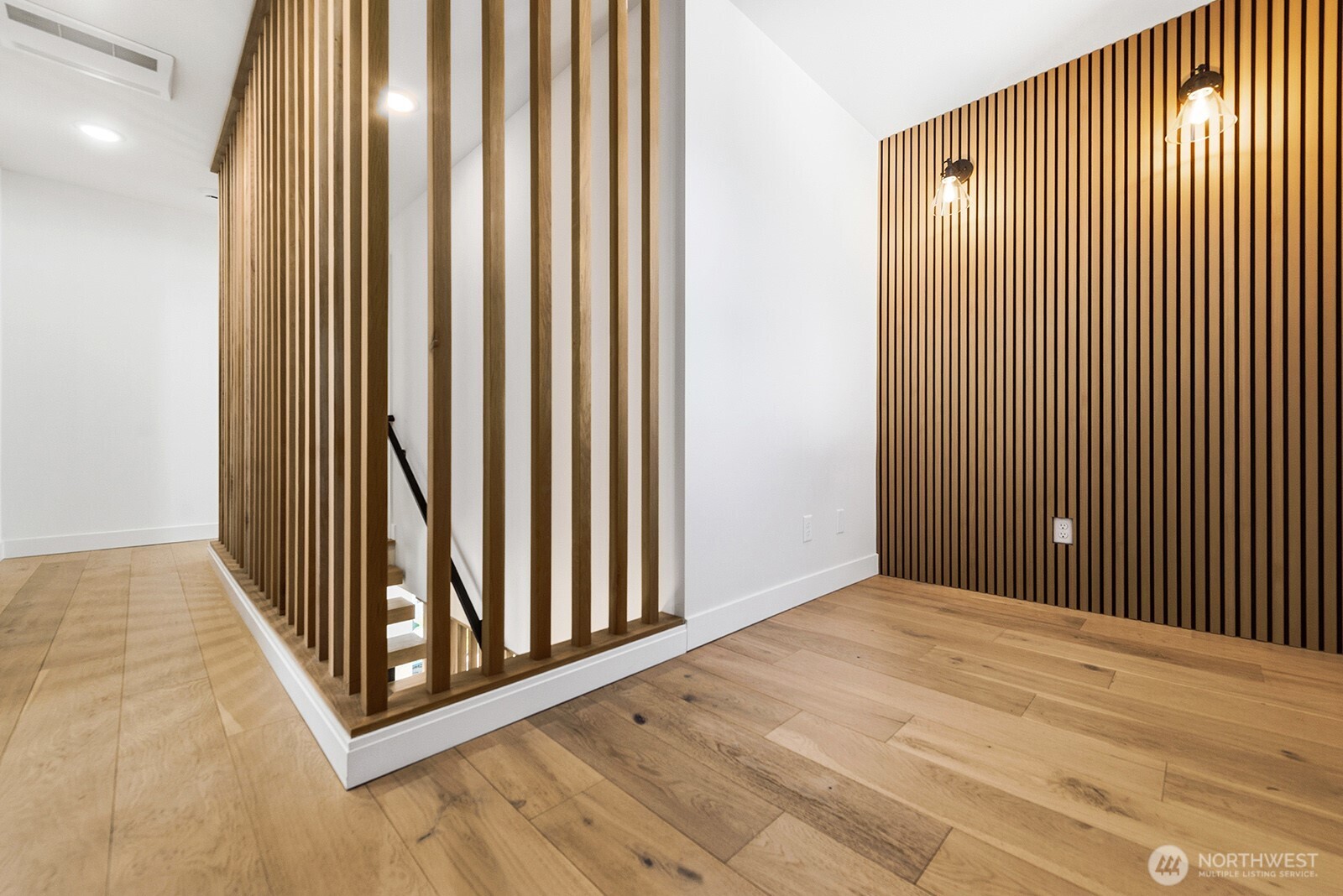 8451 18th Avenue Southwest Seattle, WA 98106 - Photo 30 of 39