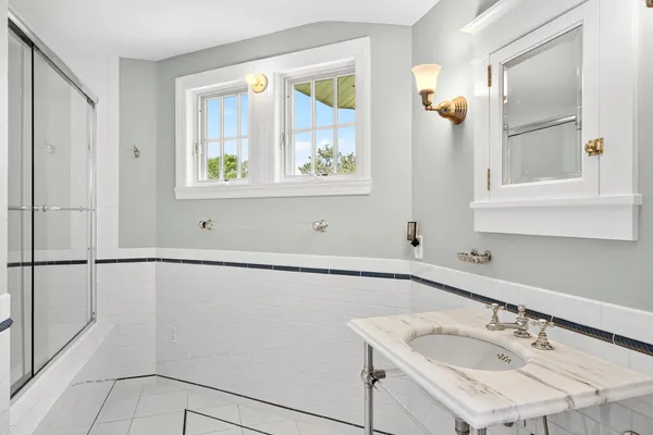 $3,950,000 | 27 Fishermans Road, Truro, MA 02666