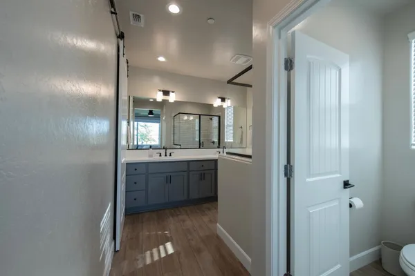 $439,900 | 998 Ponderosa Way West, Madera, CA 93636