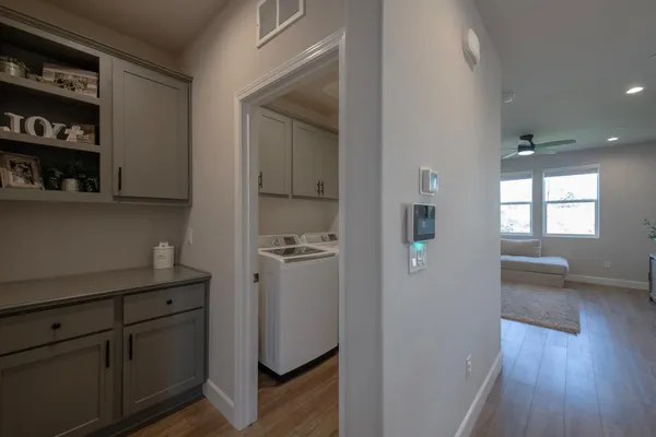 $439,900 | 998 Ponderosa Way West, Madera, CA 93636