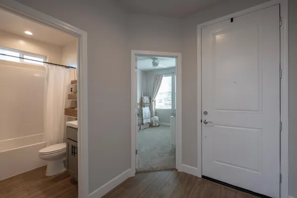 $439,900 | 998 Ponderosa Way West, Madera, CA 93636