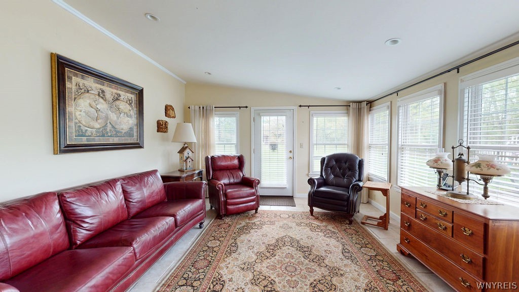 1242 Church Road Evans, NY 14047 - Photo 17 of 50 Family Room/4-Season Rm