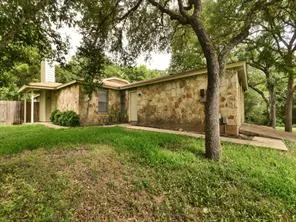 $1,850 | 9802 Hundred Oaks Circle, Unit A, Austin, TX 78750