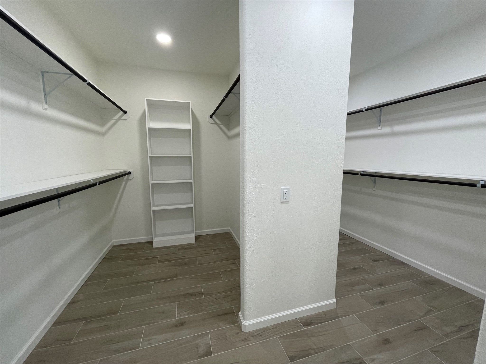 4118 Guild Meadows Drive Houston, TX 77084 - Photo 30 of 35 a view of walk in closet