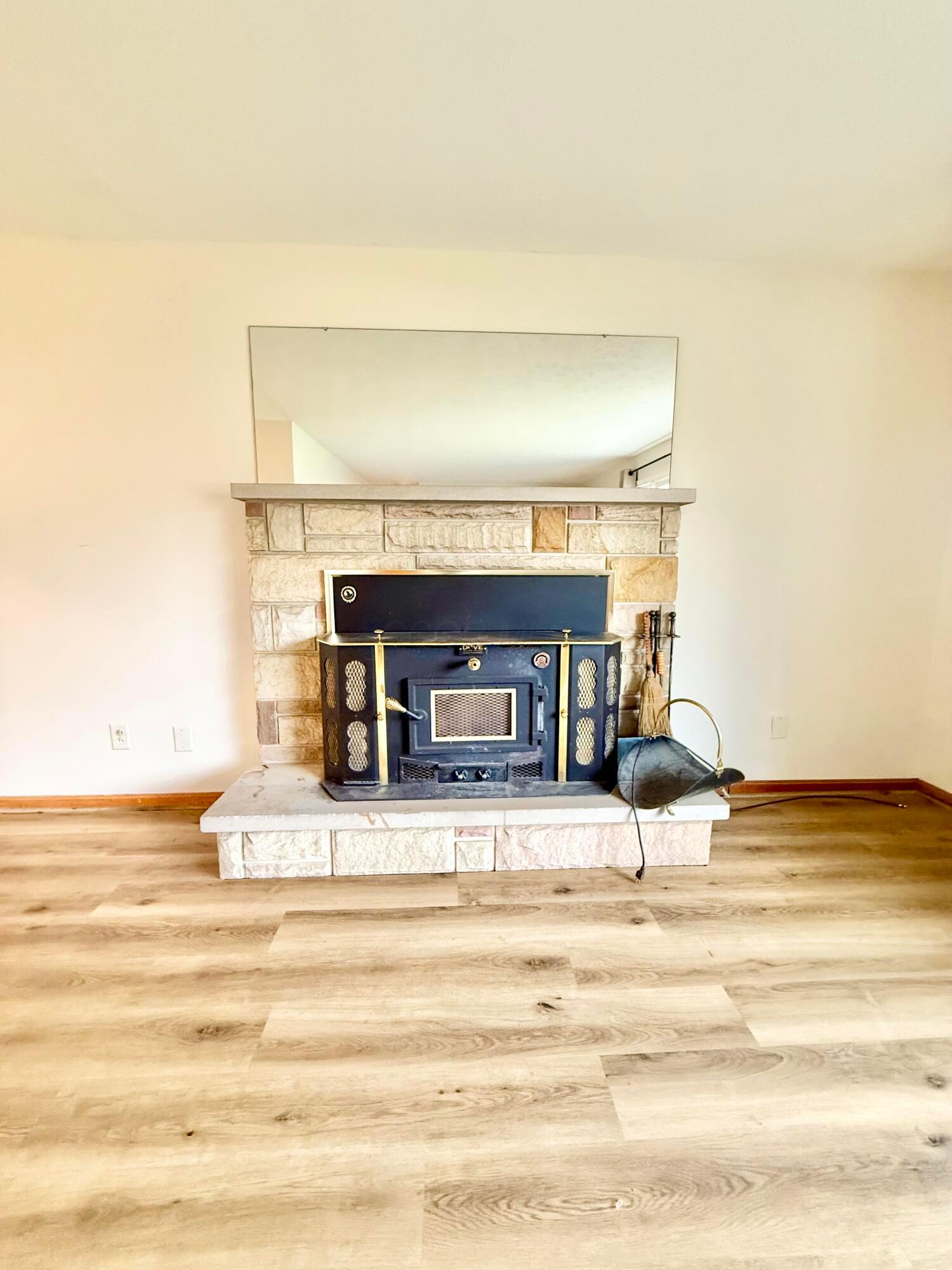 9136 Mt Gilead Road Fredericktown, OH 43019 - Photo 8 of 27 8