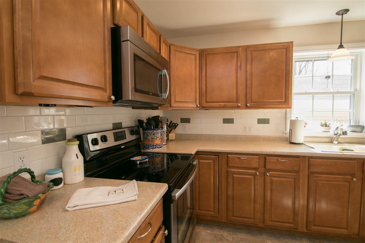 2 Beauview Street Rochester, NH 03867 - Photo 5 of 35