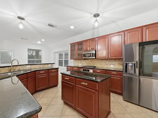 $500,000 | 19907 Ogdenburg Falls Drive, Spring, TX 77379