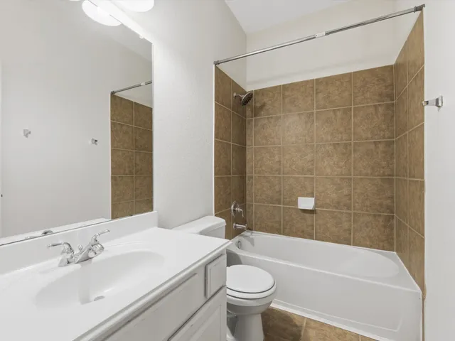 $500,000 | 19907 Ogdenburg Falls Drive, Spring, TX 77379