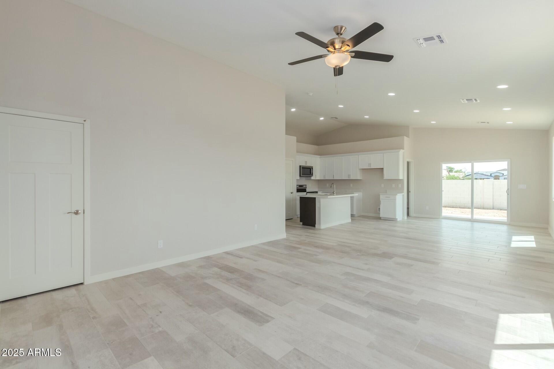 14595 South Redondo Road Arizona City, AZ 85123 - Photo 9 of 39 tempImageiWY75i