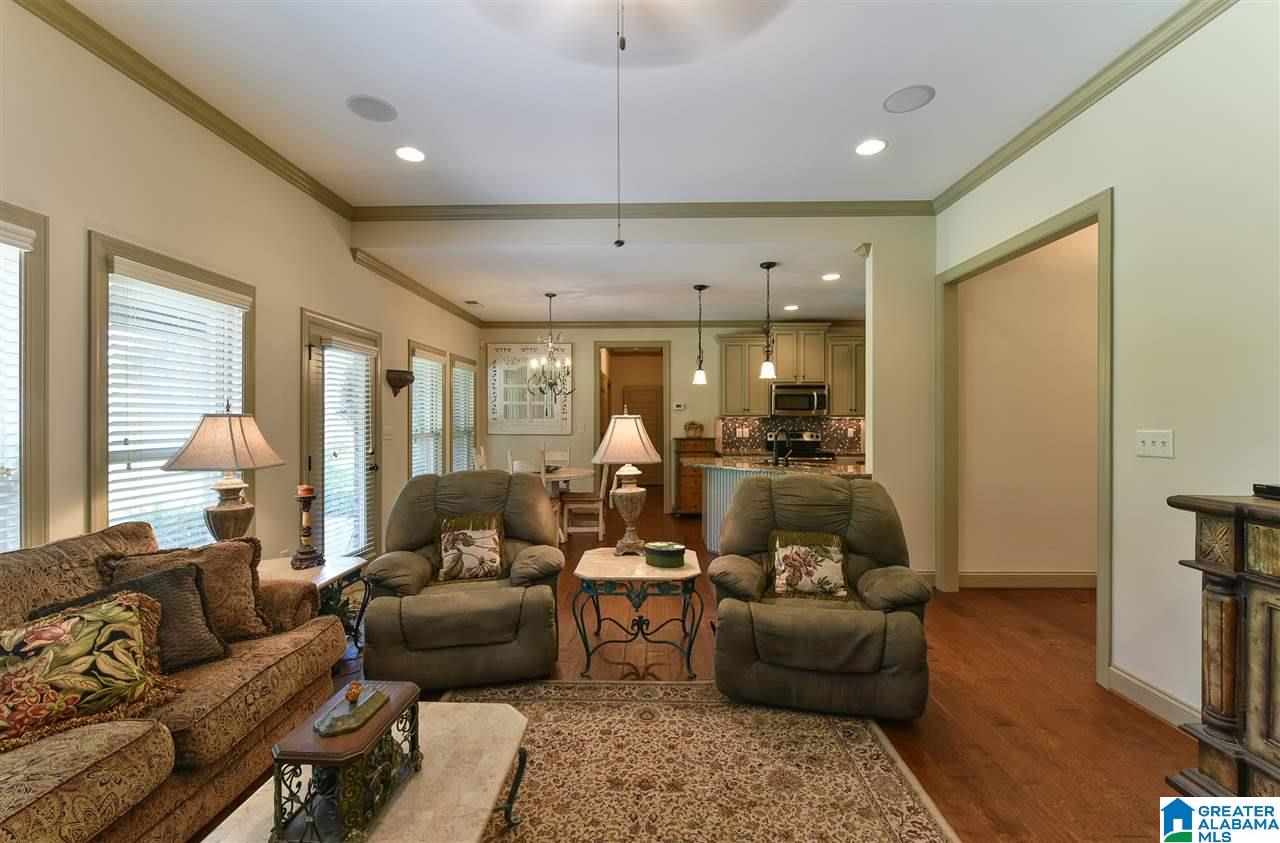 204 Dunrobin Cove Pelham, AL 35124 - Photo 16 of 49