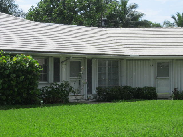 1012 Langer Way Delray Beach, FL 33483 - Photo 2 of 10 Exterior Front
