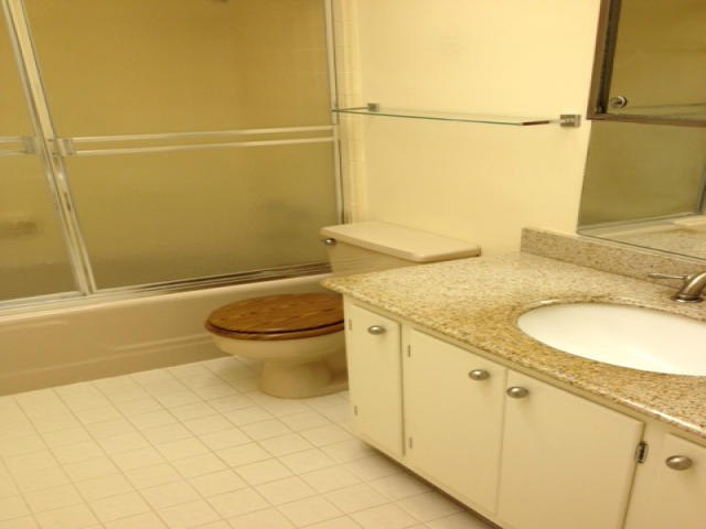 1012 Langer Way Delray Beach, FL 33483 - Photo 6 of 10 Master Bath
