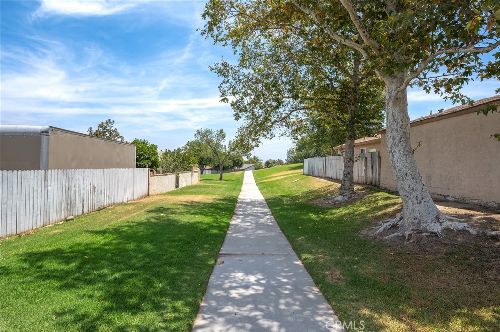 7112 Idyllwild Lane Riverside, CA 92503 - Photo 37 of 44