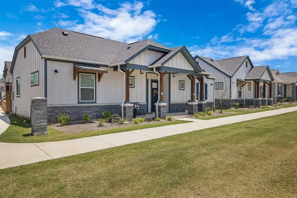 $1,507 | 5545 Wild Acrs, Fort Worth, TX 76123