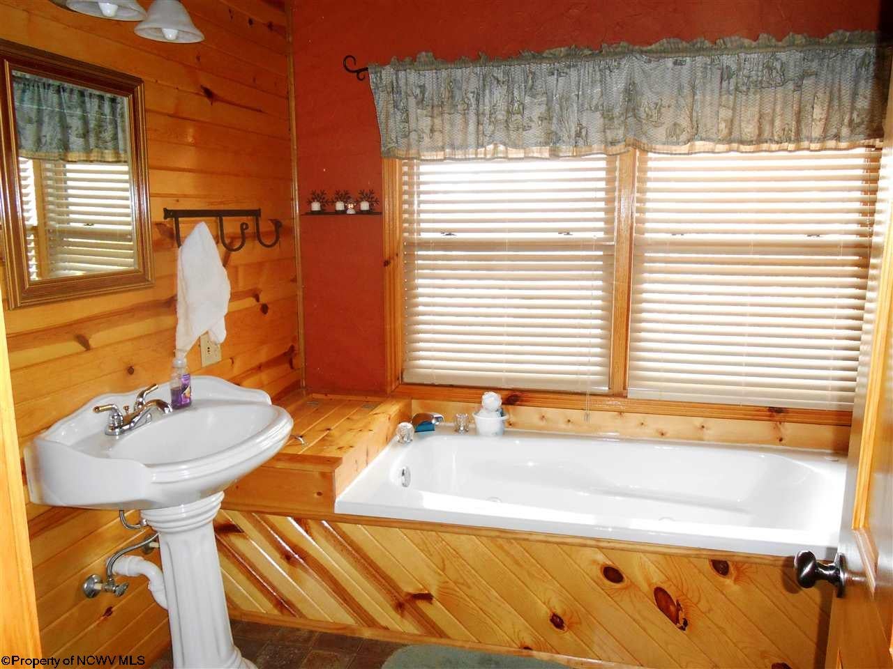 85 Brookside Road Davis, WV 26260 - Photo 11 of 20 Gallery Image 11